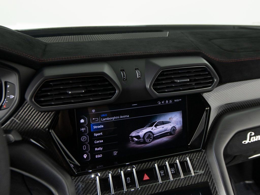 Used 2023 Lamborghini Urus Performante image 19