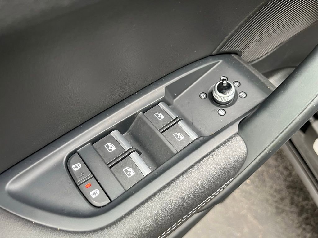 Used 2022 Audi Q5 2.0T Premium Plus w/ Premium Plus Package image 24