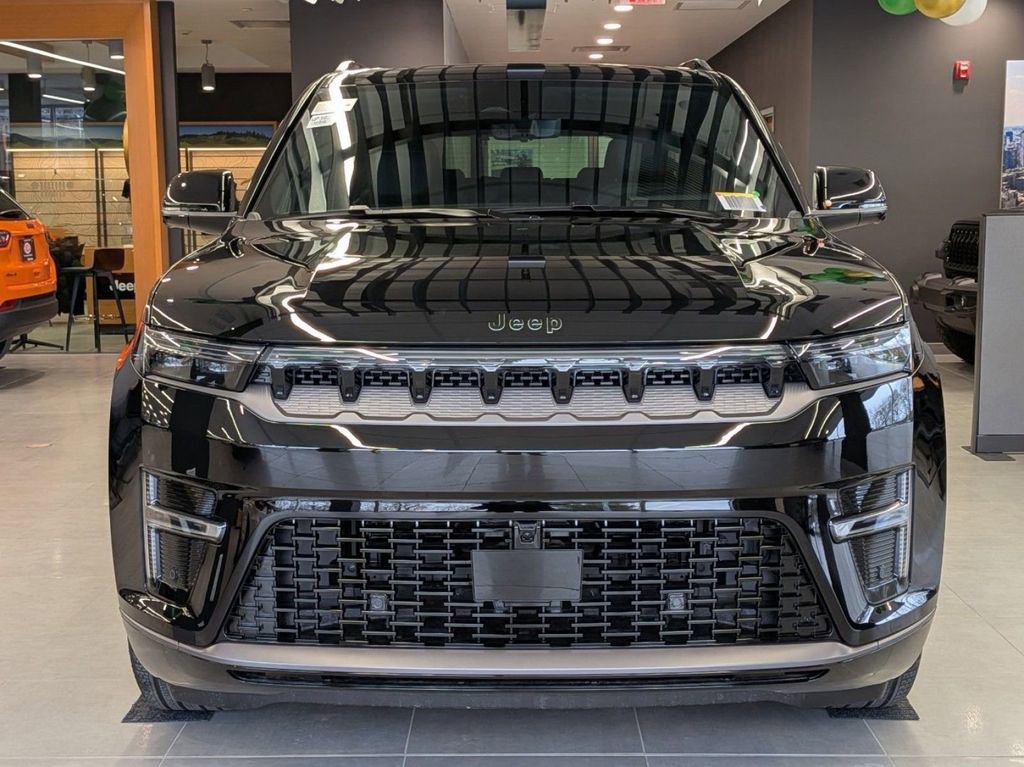 New 2026 Jeep Grand Wagoneer Summit w/ Premium Group III image 11