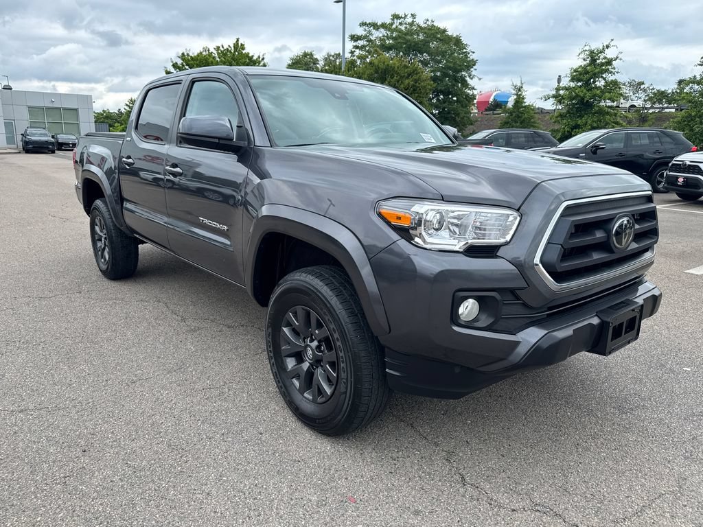 Used 2023 Toyota Tacoma SR5 AWD/4WD image 11