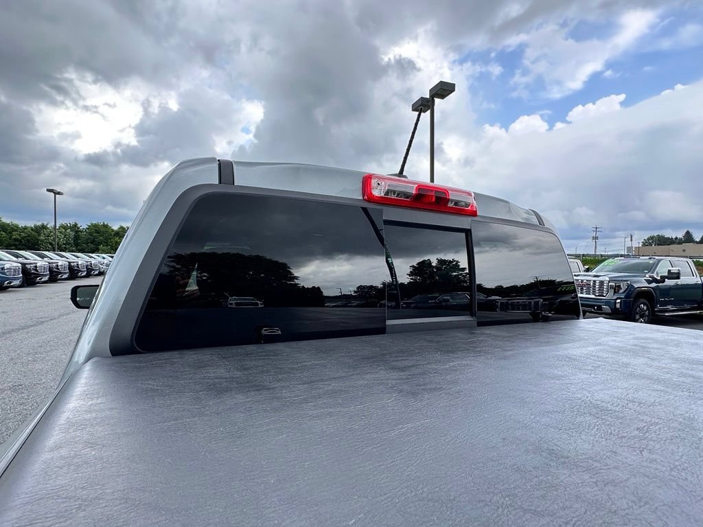 Used 2024 GMC Canyon AT4 w/ AT4 Premium Package AWD/4WD image 42