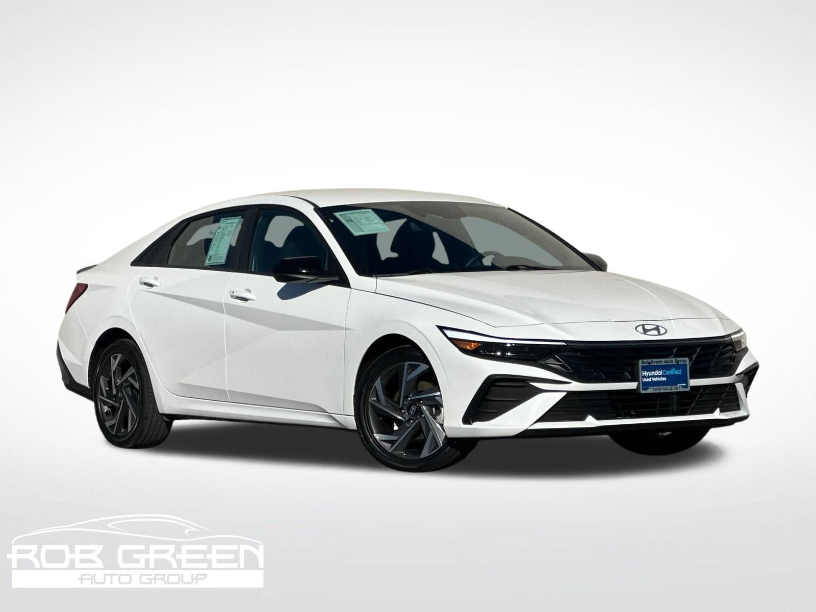 Certified 2025 Hyundai Elantra SEL FWD image 1