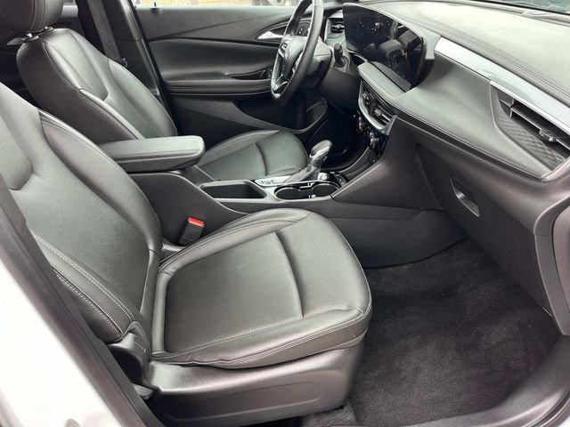 Used 2024 Buick Encore GX Sport Touring w/ Comfort Package image 11