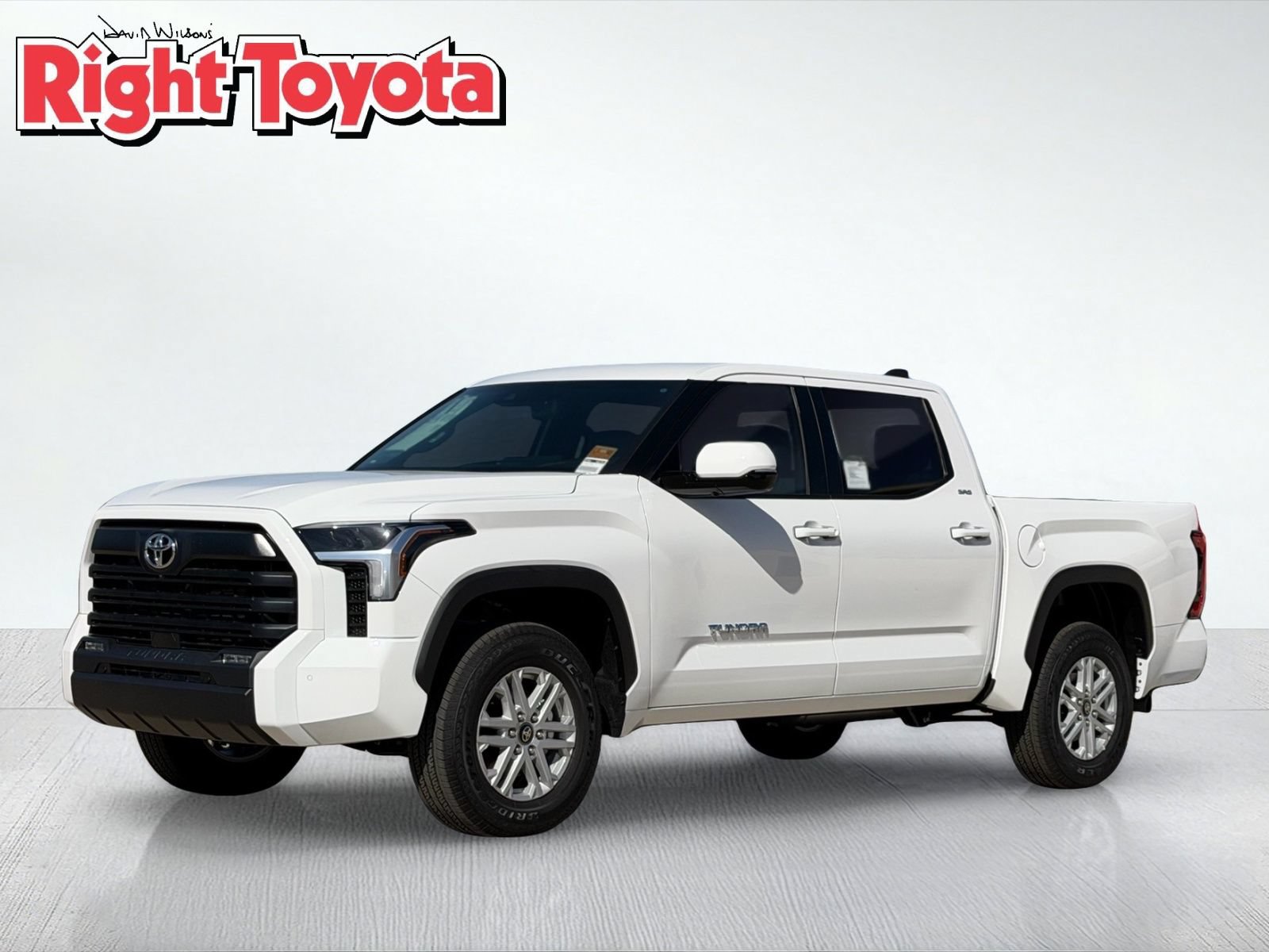 New 2026 Toyota Tundra SR5 w/ SR5 Premium Package