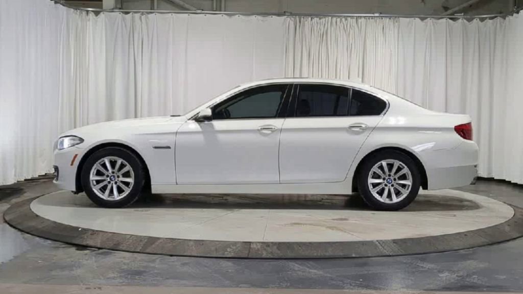 Used 2015 BMW 528i xDrive Sedan image 5