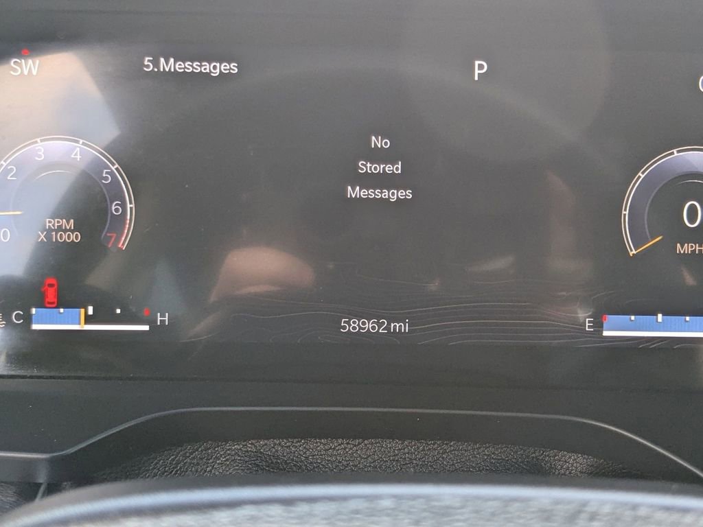 Used 2023 Jeep Grand Cherokee L Limited w/ Black Appearance Package image 19