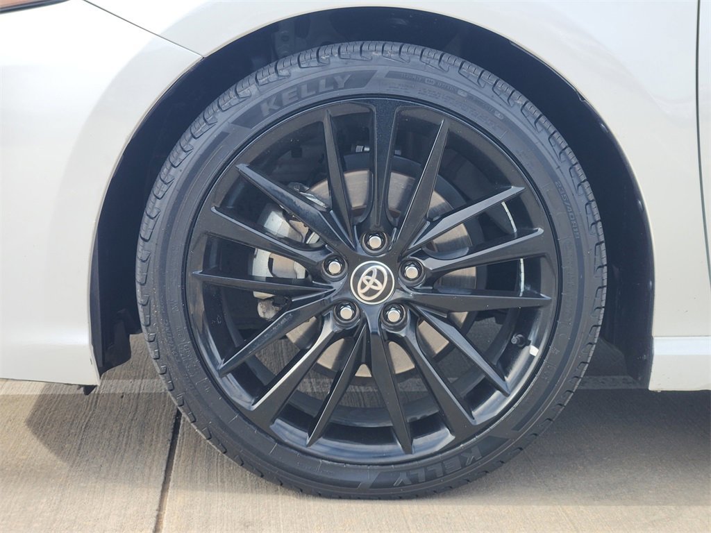 Used 2022 Toyota Camry XSE image 14