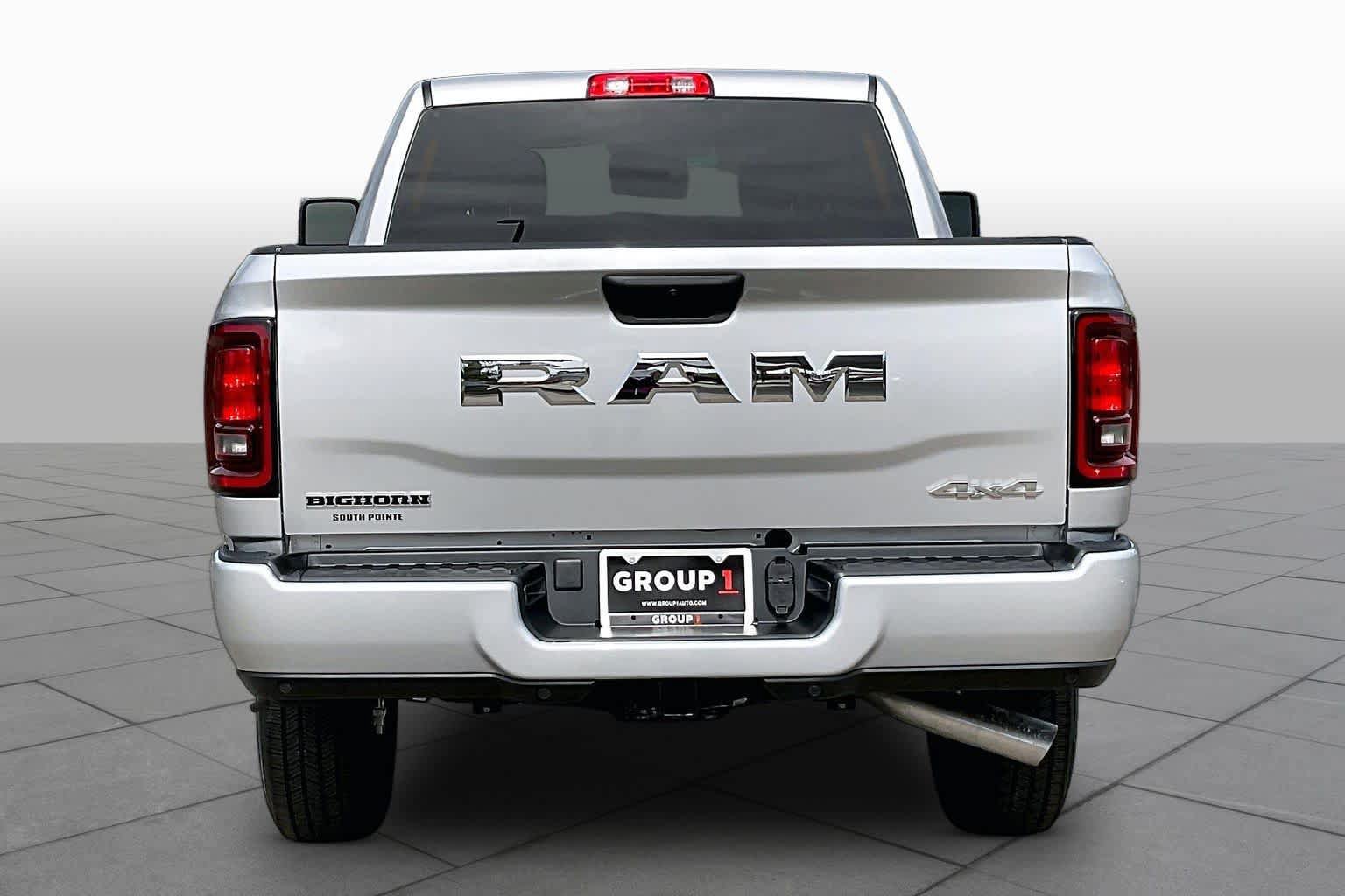 New 2027 RAM 2500 Big Horn AWD/4WD image 4