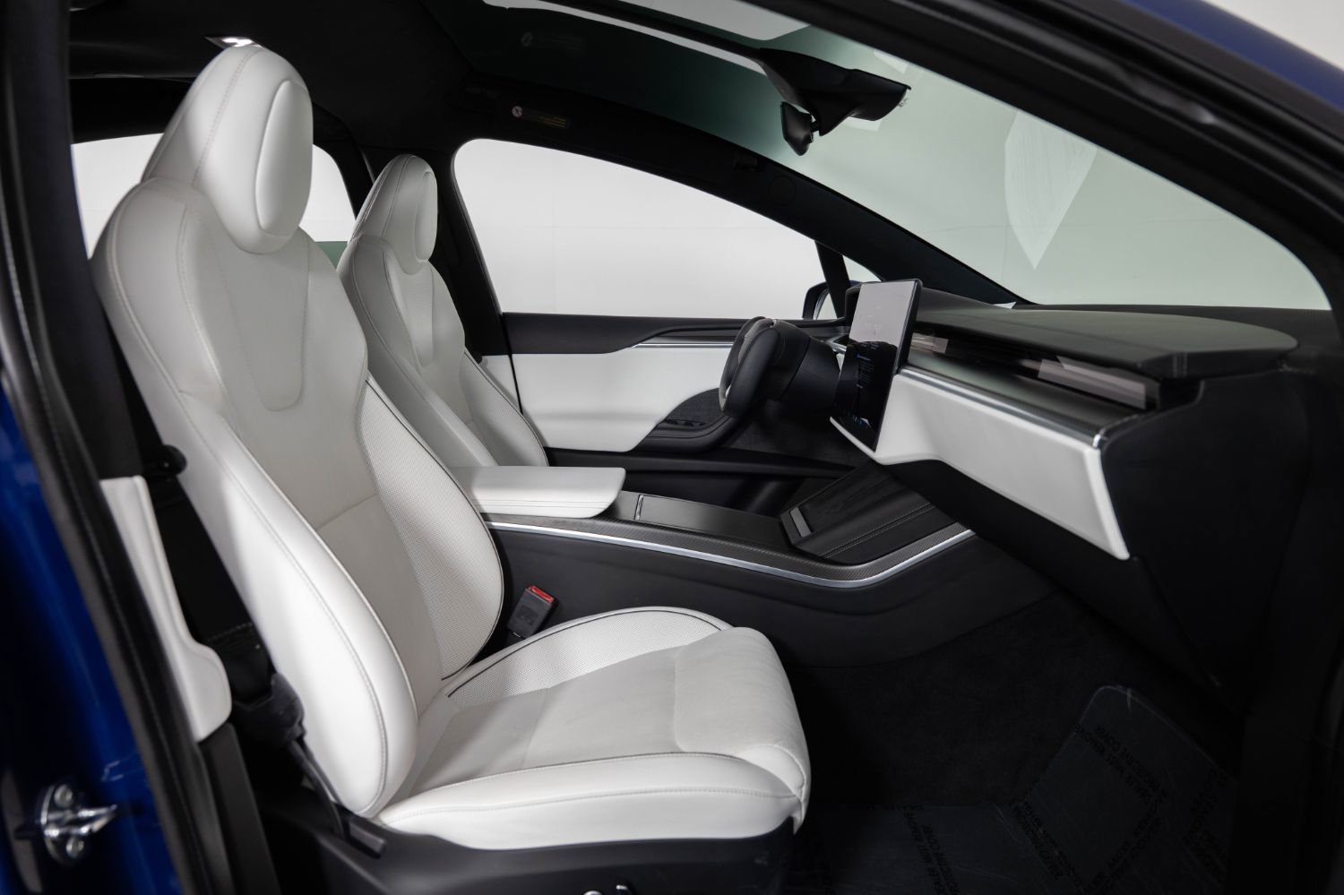 Used 2023 Tesla Model X Plaid image 26