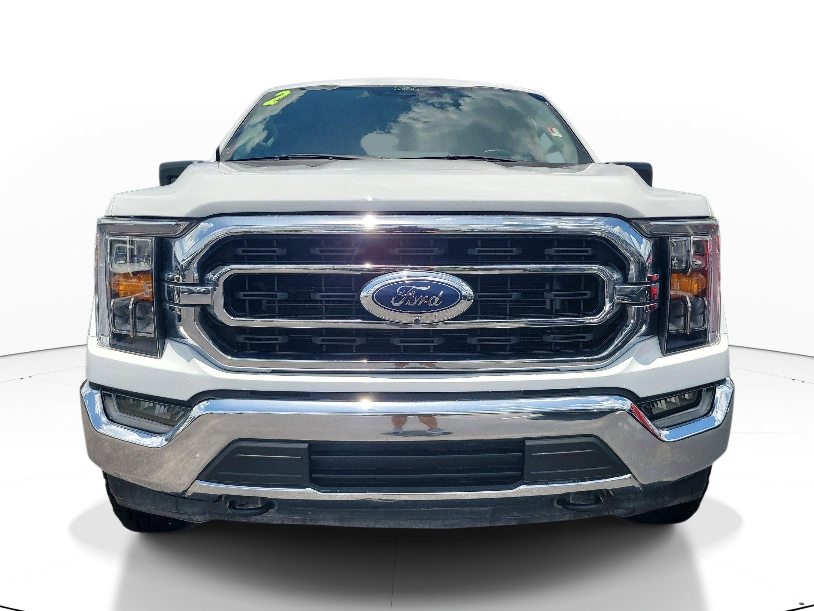 Used 2022 Ford F150 XLT w/ Equipment Group 302A High AWD/4WD image 2