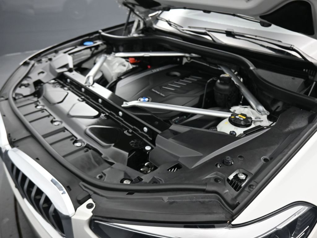 Used 2019 BMW X5 xDrive40i w/ Convenience Package image 58