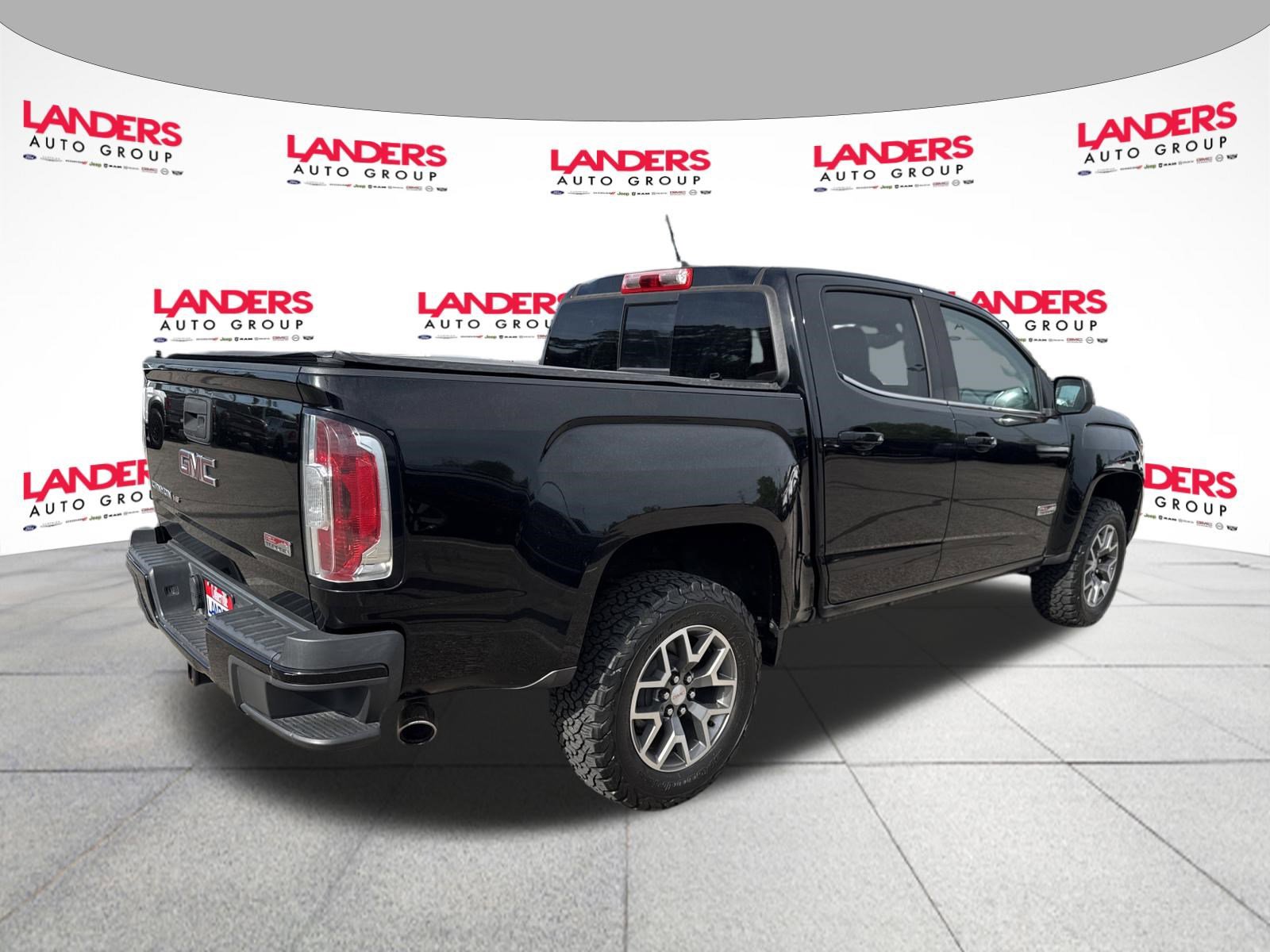 Used 2019 GMC Canyon All Terrain w/ Trailering Package image 3