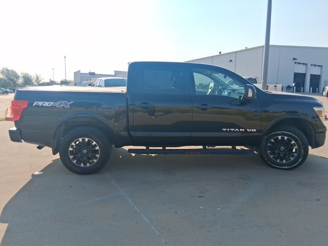Used 2019 Nissan Titan PRO-4X w/ Pro-4x Convenience Package AWD/4WD image 7
