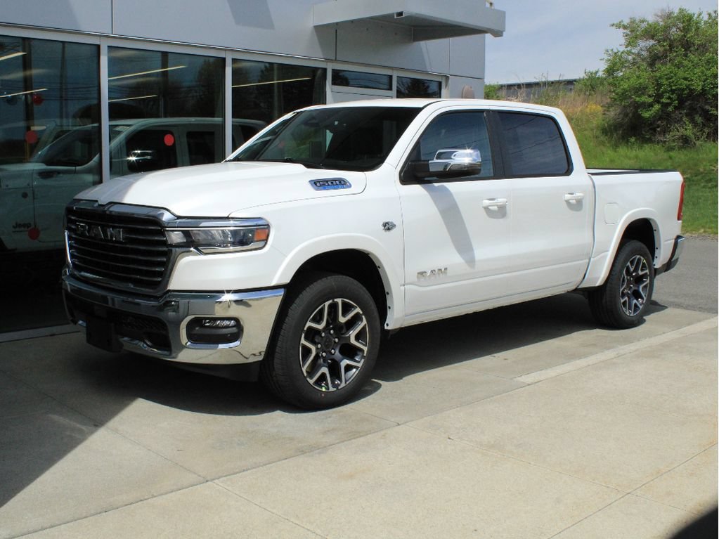 New 2026 RAM 1500 Laramie AWD/4WD image 3