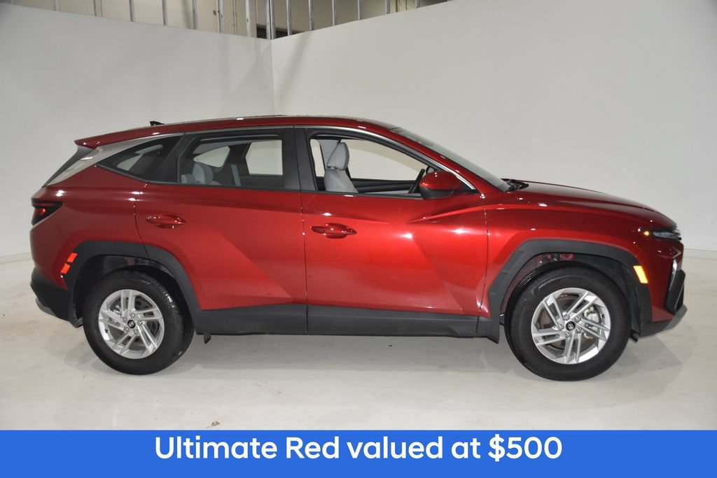 Certified 2025 Hyundai Tucson SE AWD/4WD image 4