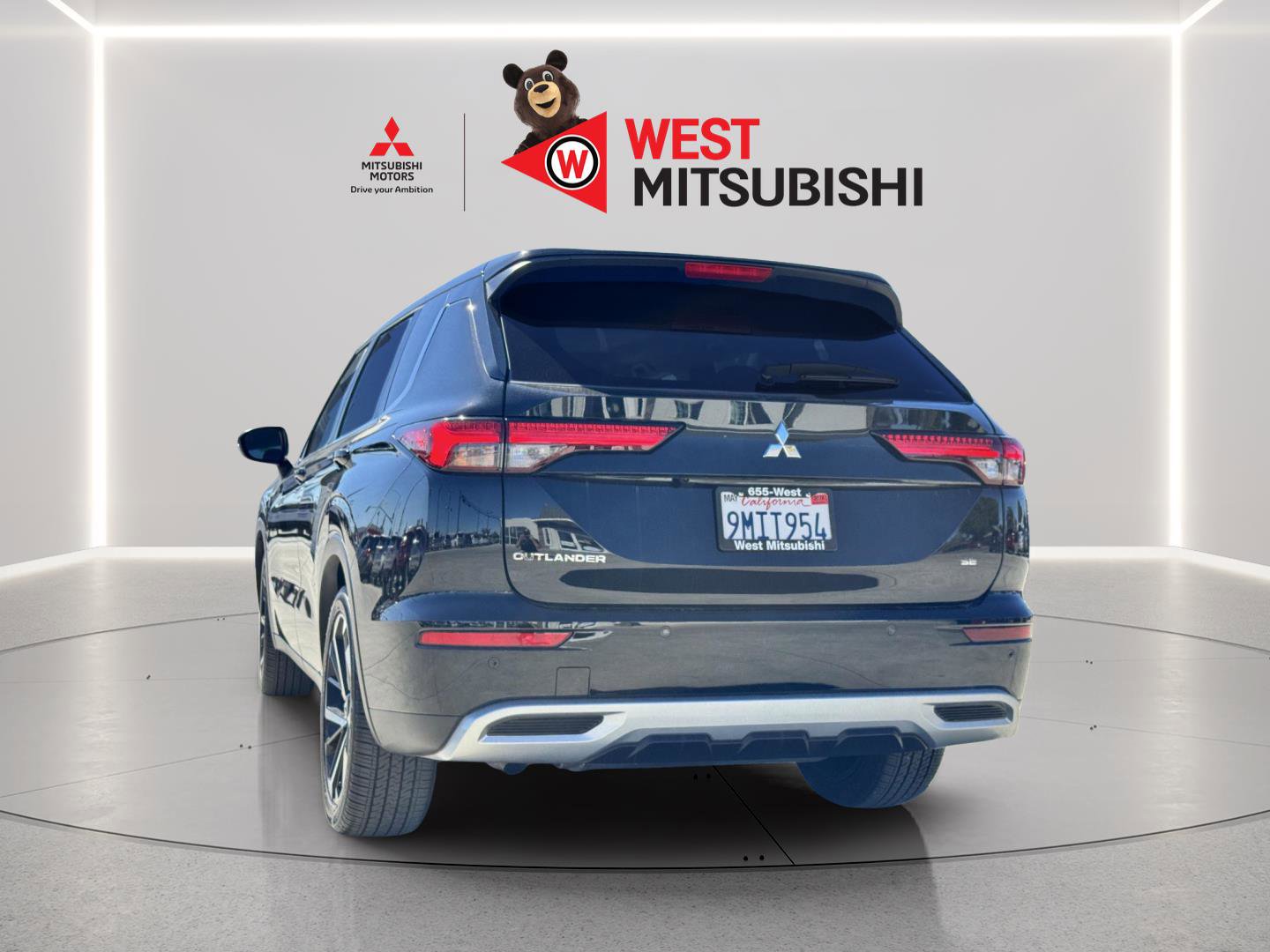 Used 2024 Mitsubishi Outlander SE image 5