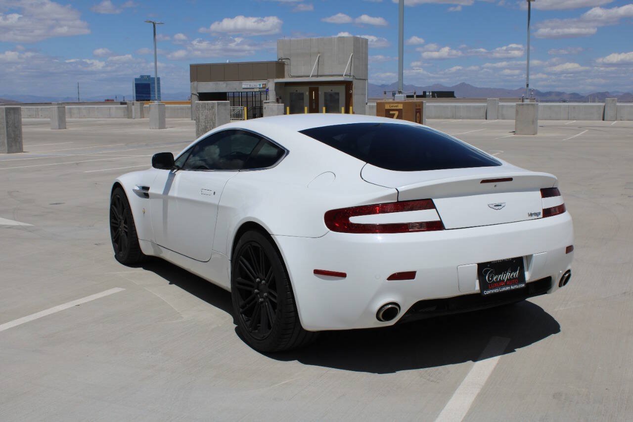 Used 2008 Aston Martin V8 Vantage Coupe RWD image 9