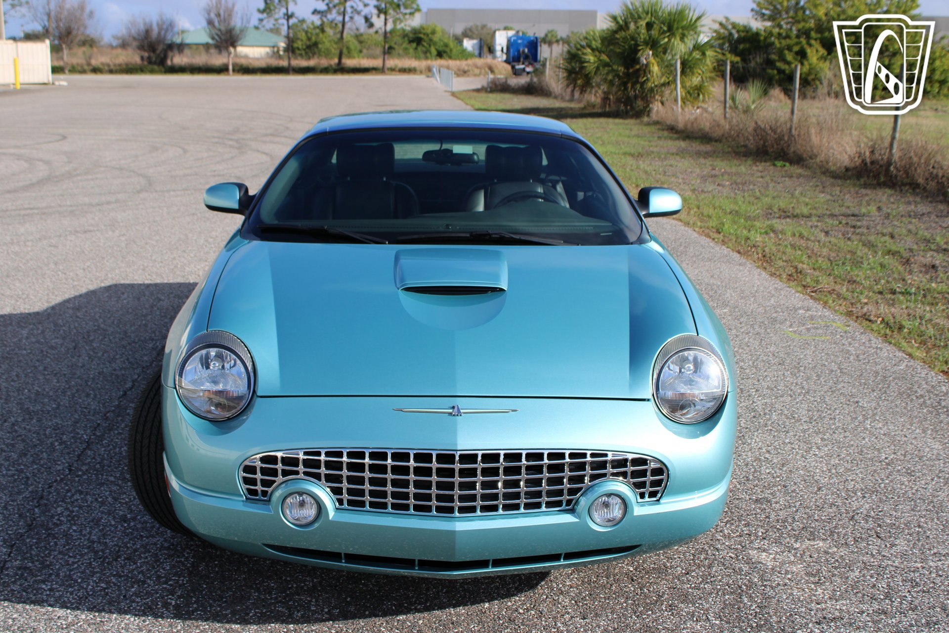 Used 2002 Ford Thunderbird image 6