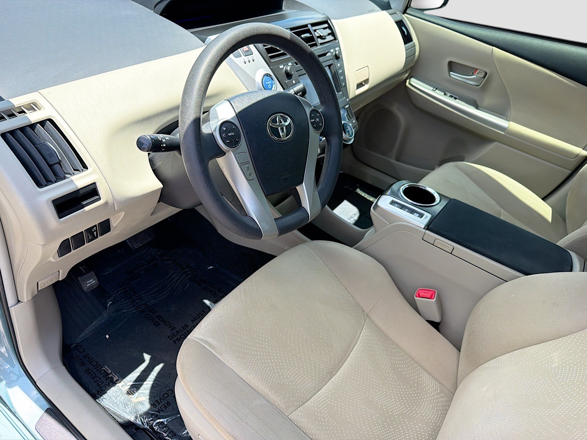Used 2014 Toyota Prius V Two FWD image 23