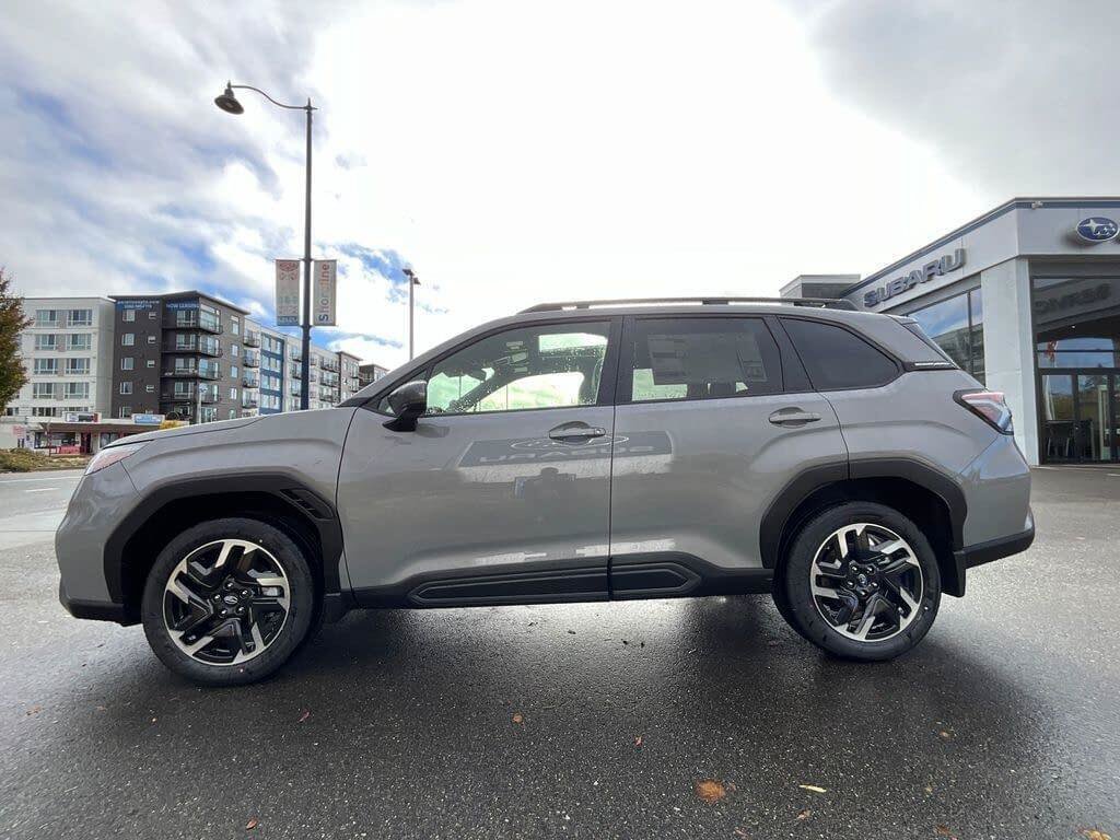 Certified 2025 Subaru Forester Limited AWD/4WD image 5