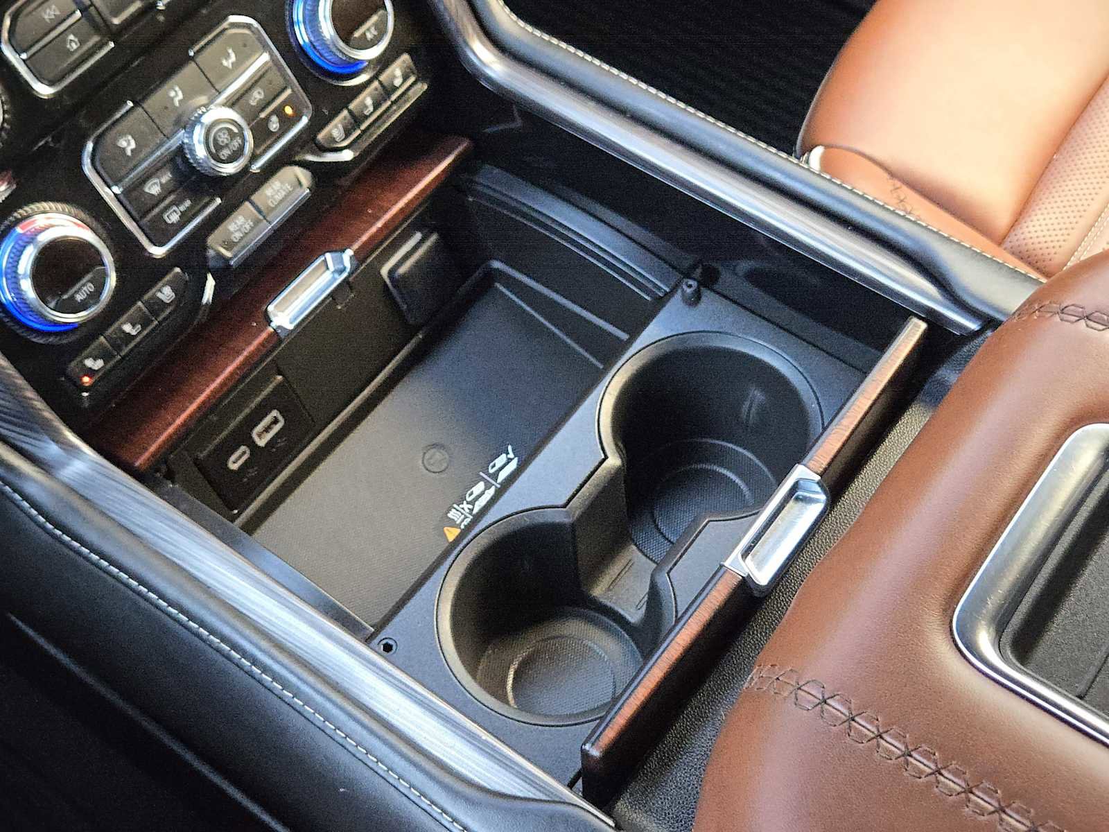 Certified 2023 GMC Yukon XL Denali Ultimate image 20