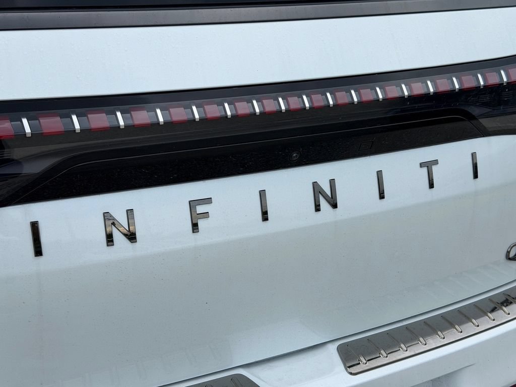 New 2027 INFINITI QX80 Sensory w/ Sport Exterior Package AWD/4WD image 13