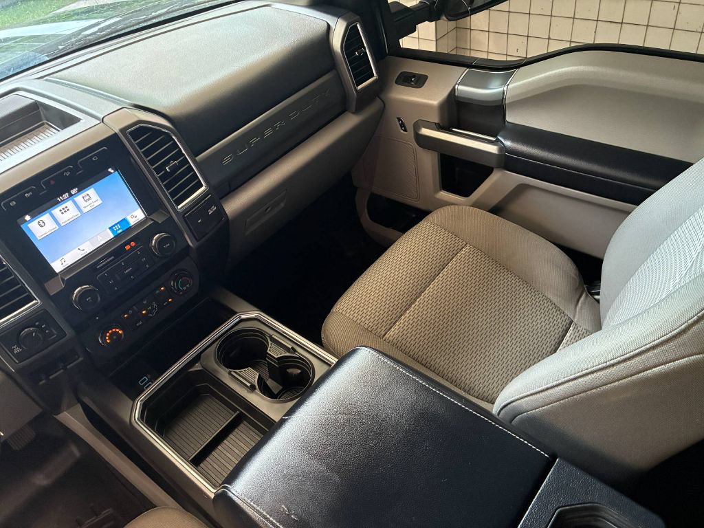 Used 2017 Ford F250 XLT w/ XLT Premium Package AWD/4WD image 20