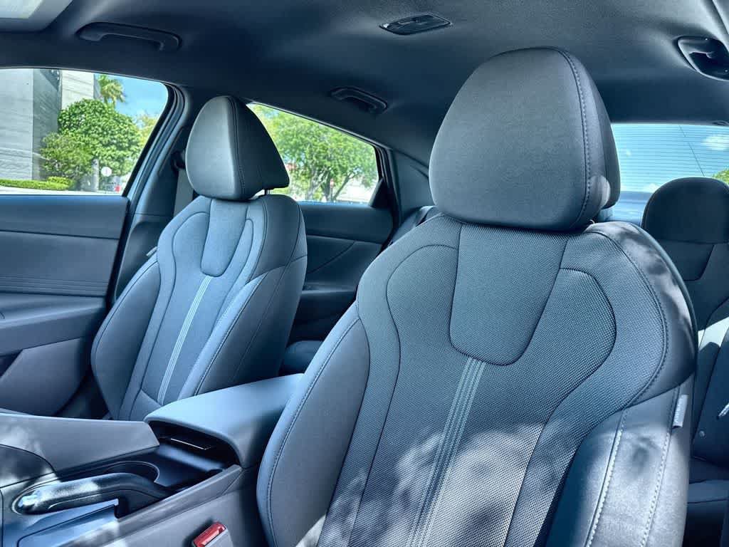New 2026 Hyundai Elantra SE FWD image 14