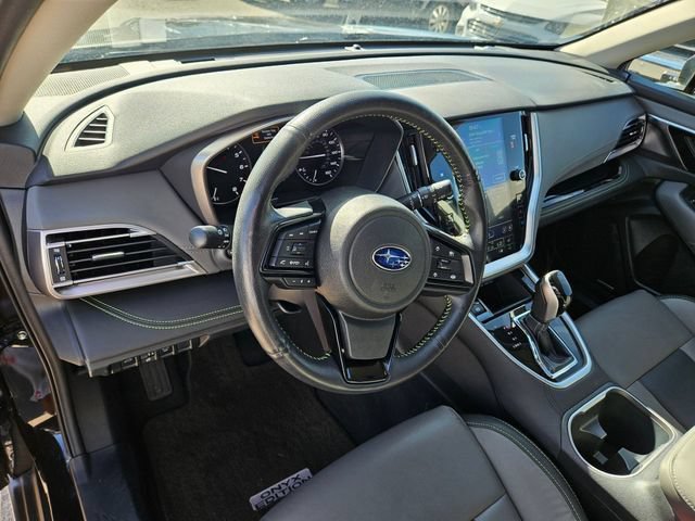 Used 2025 Subaru Outback Onyx Edition AWD/4WD image 14