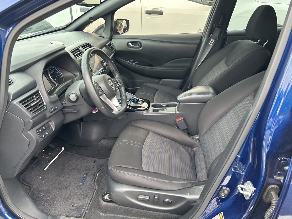 Used 2023 Nissan Leaf SV Plus FWD image 3