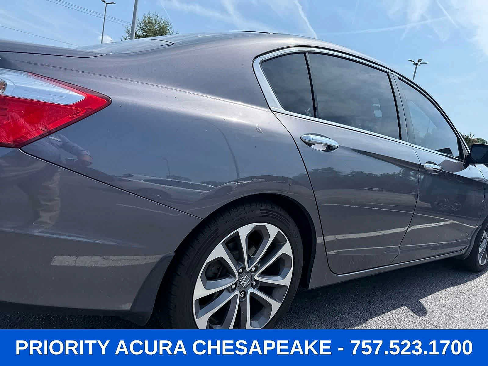 Used 2014 Honda Accord Sport image 4
