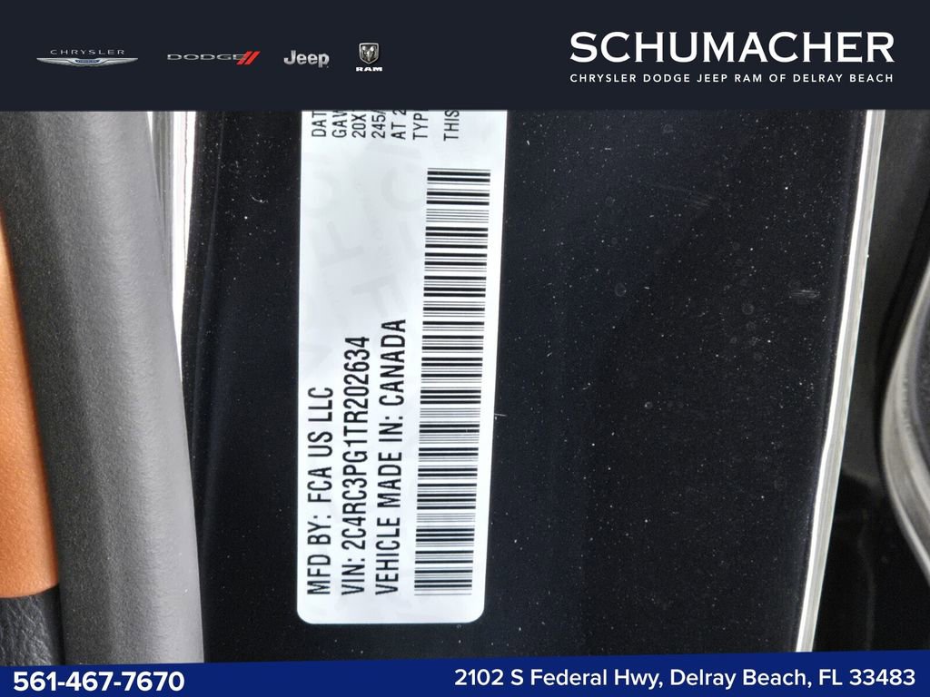 New 2026 Chrysler Pacifica Pinnacle w/ Trailer Tow Group AWD/4WD image 13