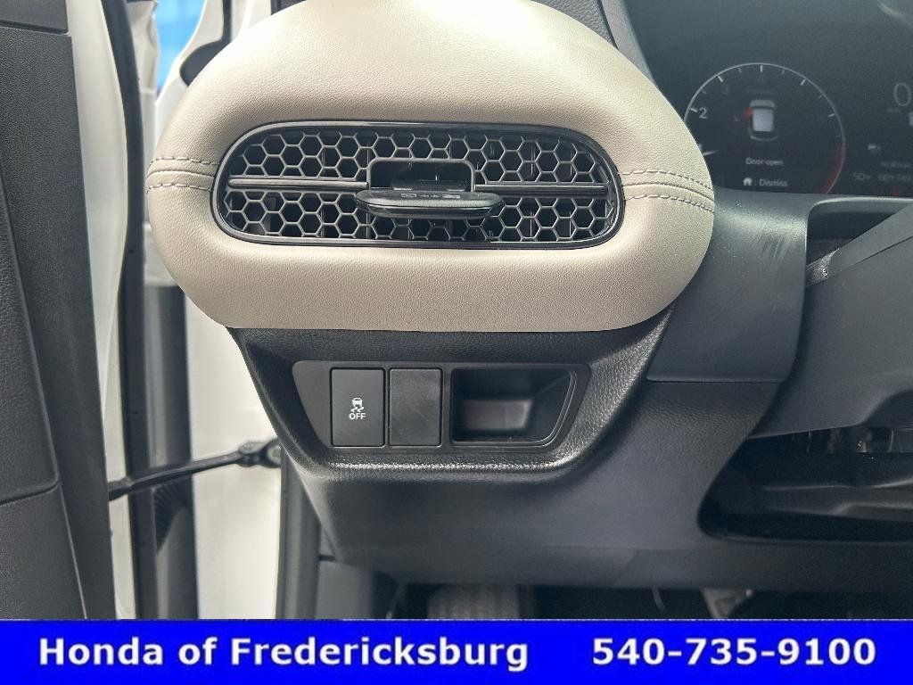 Certified 2026 Honda HR-V LX image 26