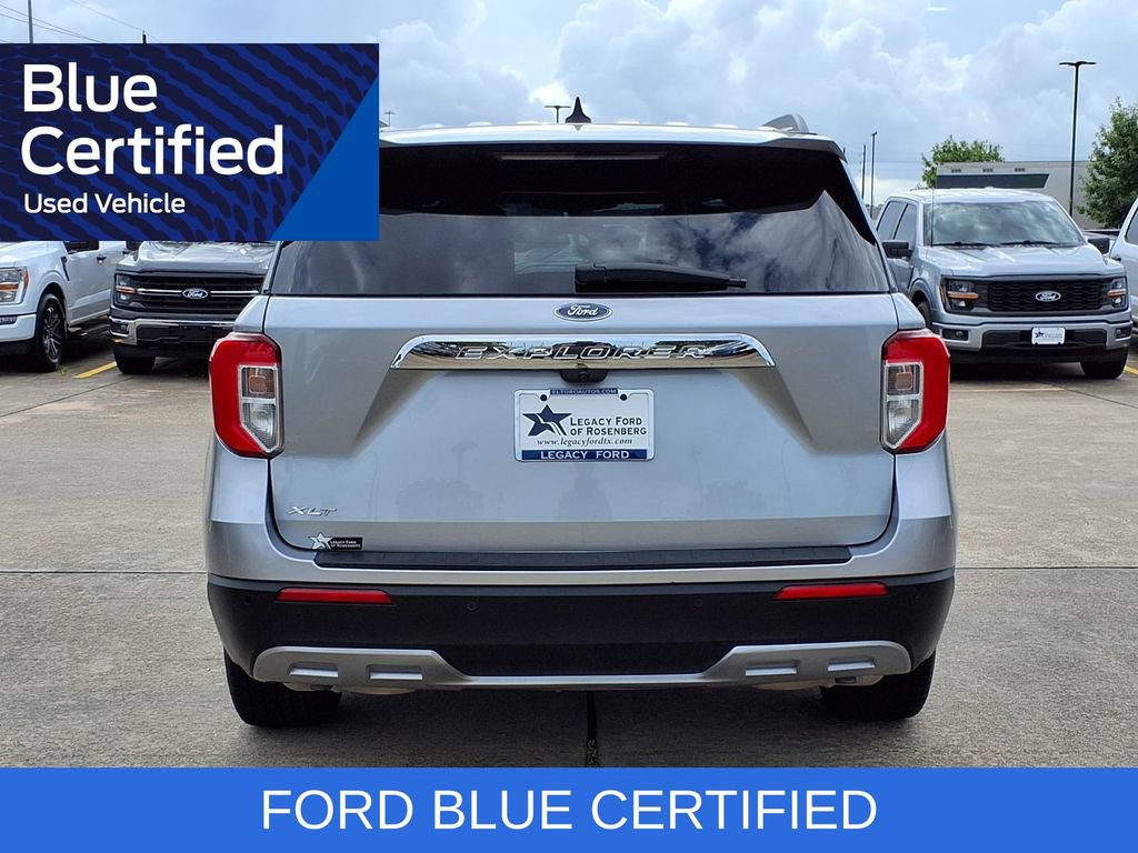 Certified 2024 Ford Explorer XLT w/ Equipment Group 202A RWD image 5