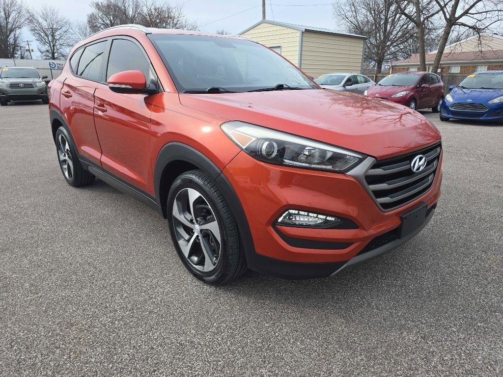 Used 2016 Hyundai Tucson Sport image 3
