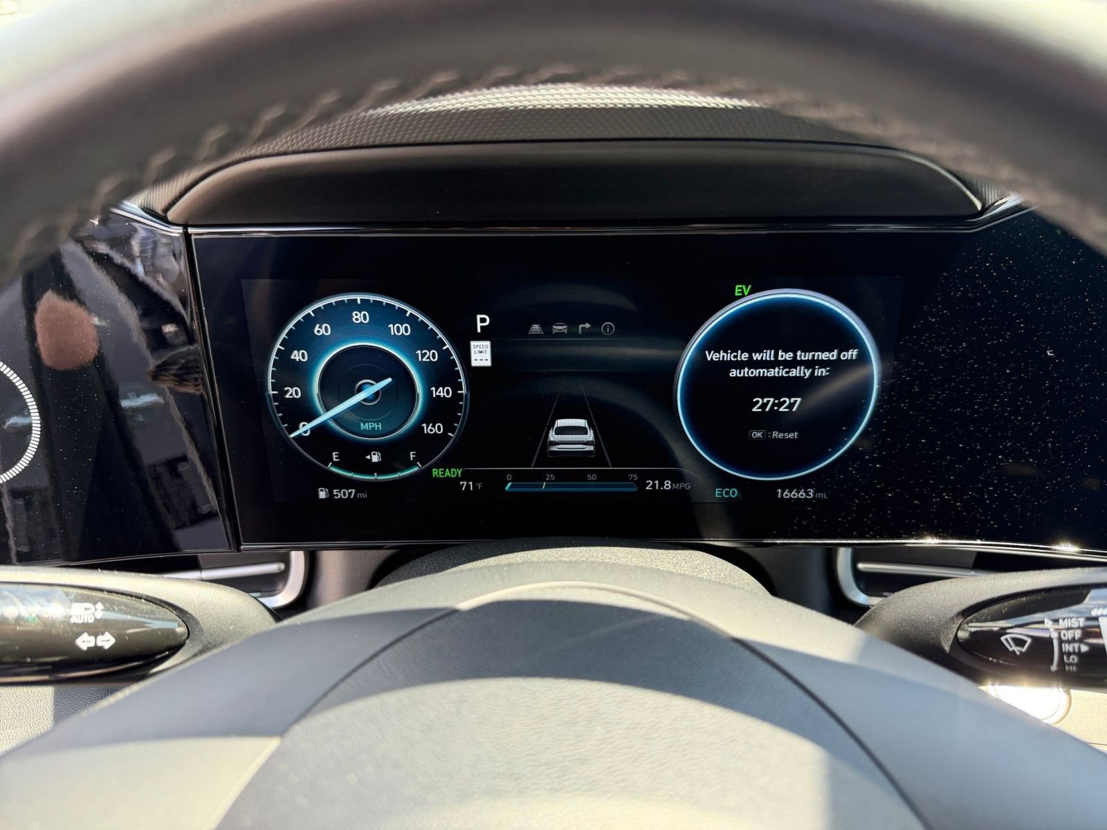 Used 2025 Hyundai Elantra Limited FWD image 42