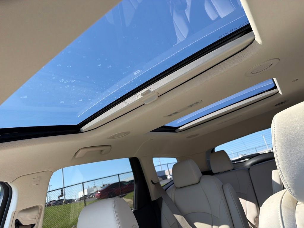 Used 2023 Buick Enclave Essence w/ Experience Buick Package image 23