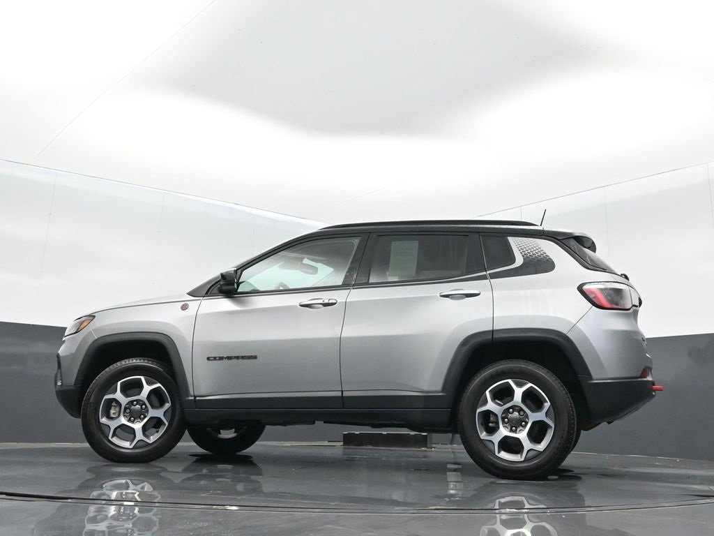 New 2022 Jeep Compass Trailhawk w/ Trailhawk Convenience Group image 32