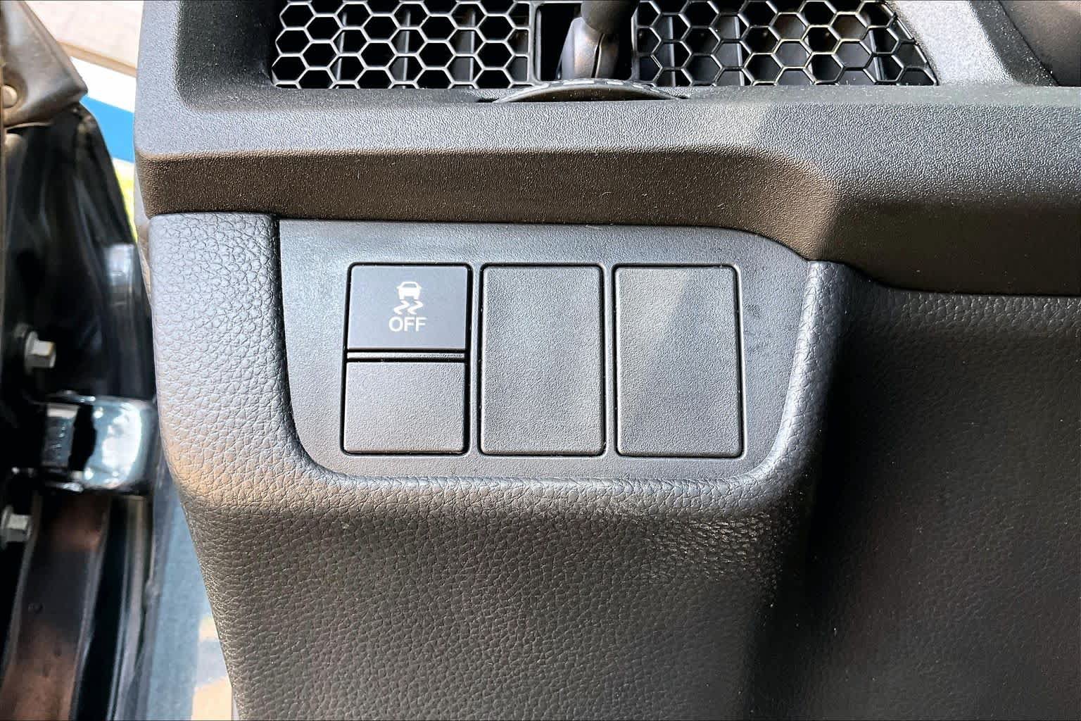 Certified 2024 Honda CR-V Sport image 33
