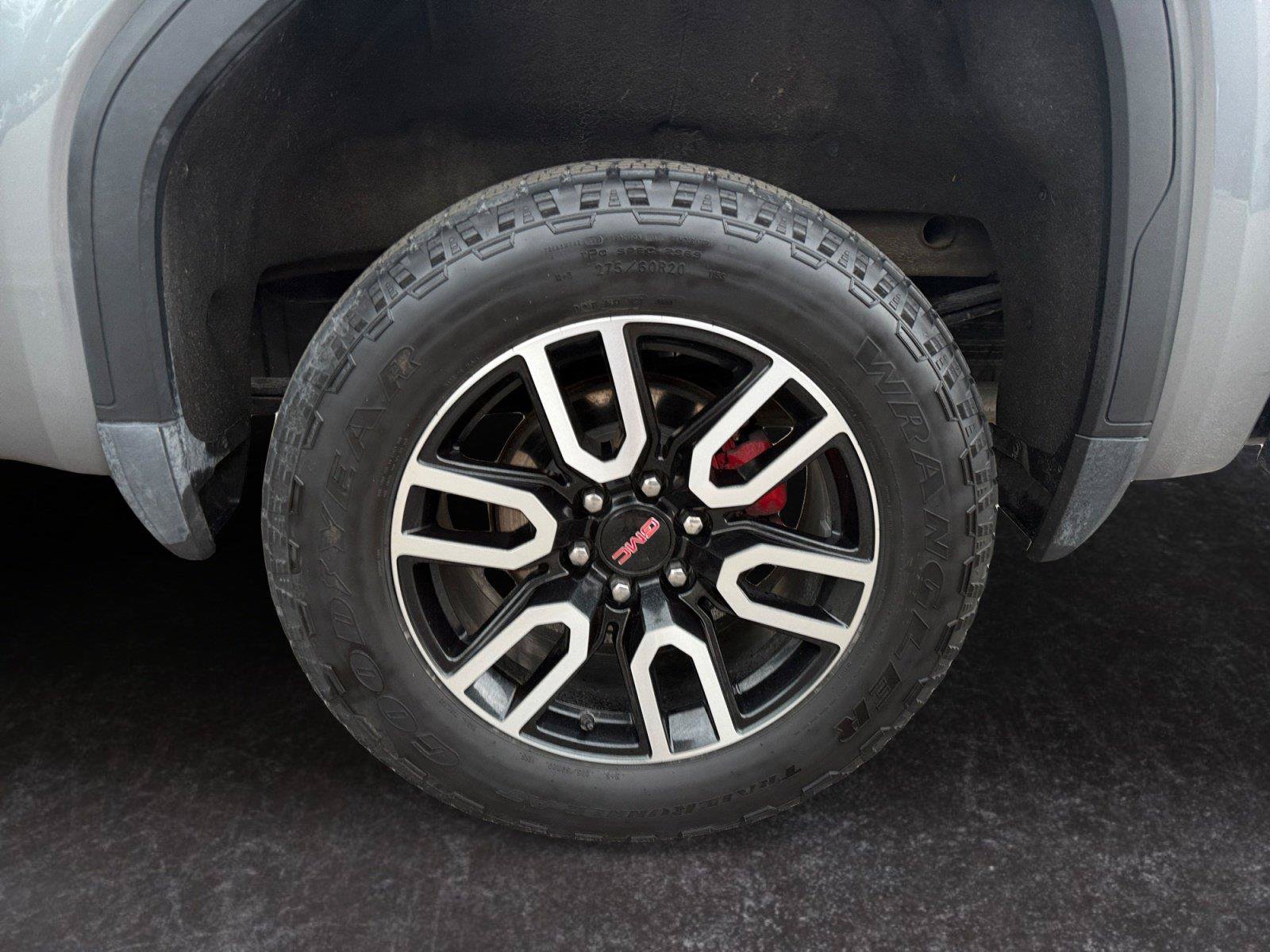 Used 2019 GMC Sierra 1500 AT4 w/ Driver Alert Package I AWD/4WD image 15