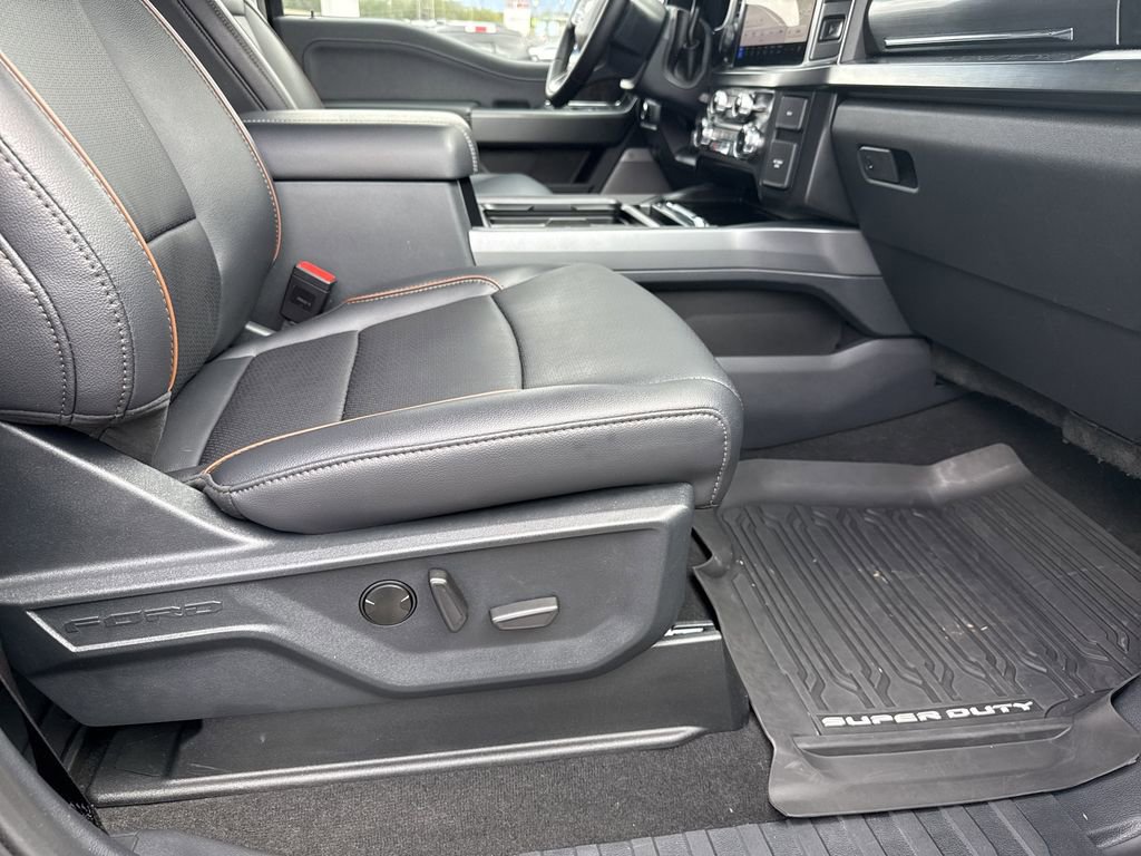 Used 2026 Ford F350 Lariat w/ Lariat Ultimate Package image 13