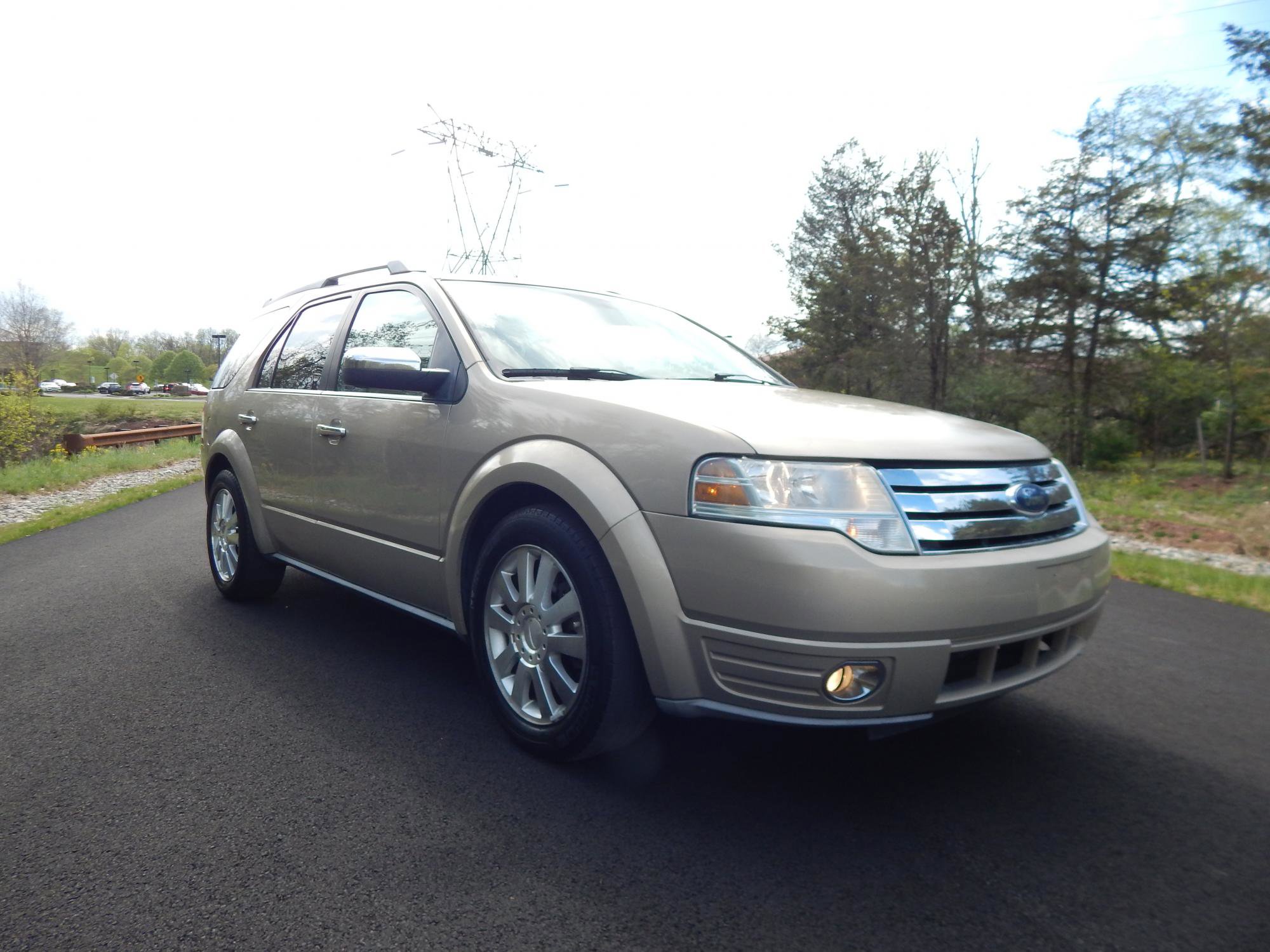 Used 2008 Ford Taurus X Limited image 8