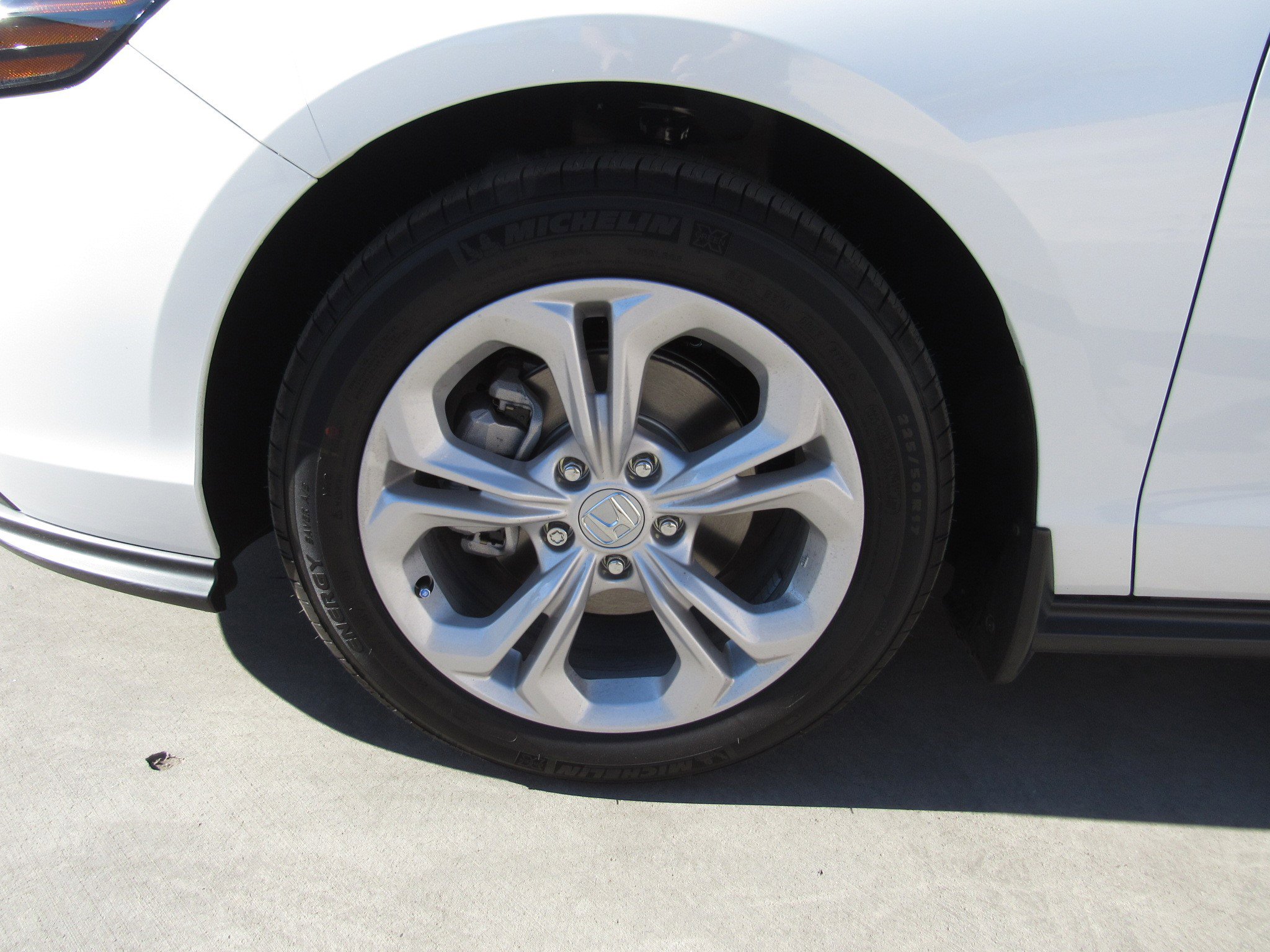 New 2025 Honda Accord LX image 3