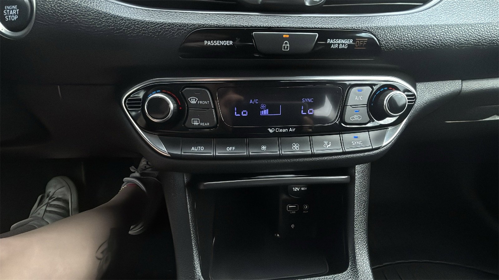 Used 2018 Hyundai Elantra GT w/ Tech Package 03 image 23