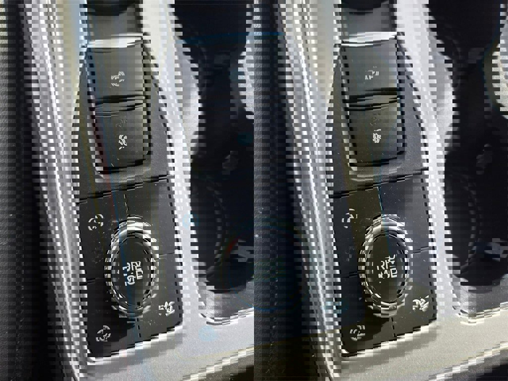 Used 2023 Ford Explorer XLT w/ Equipment Group 202A image 17