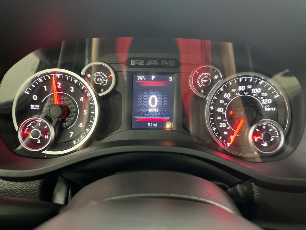 New 2026 RAM 1500 Express AWD/4WD image 12