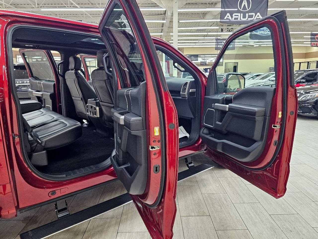 Used 2018 Ford F150 Platinum w/ Equipment Group 701A Luxury RWD image 15