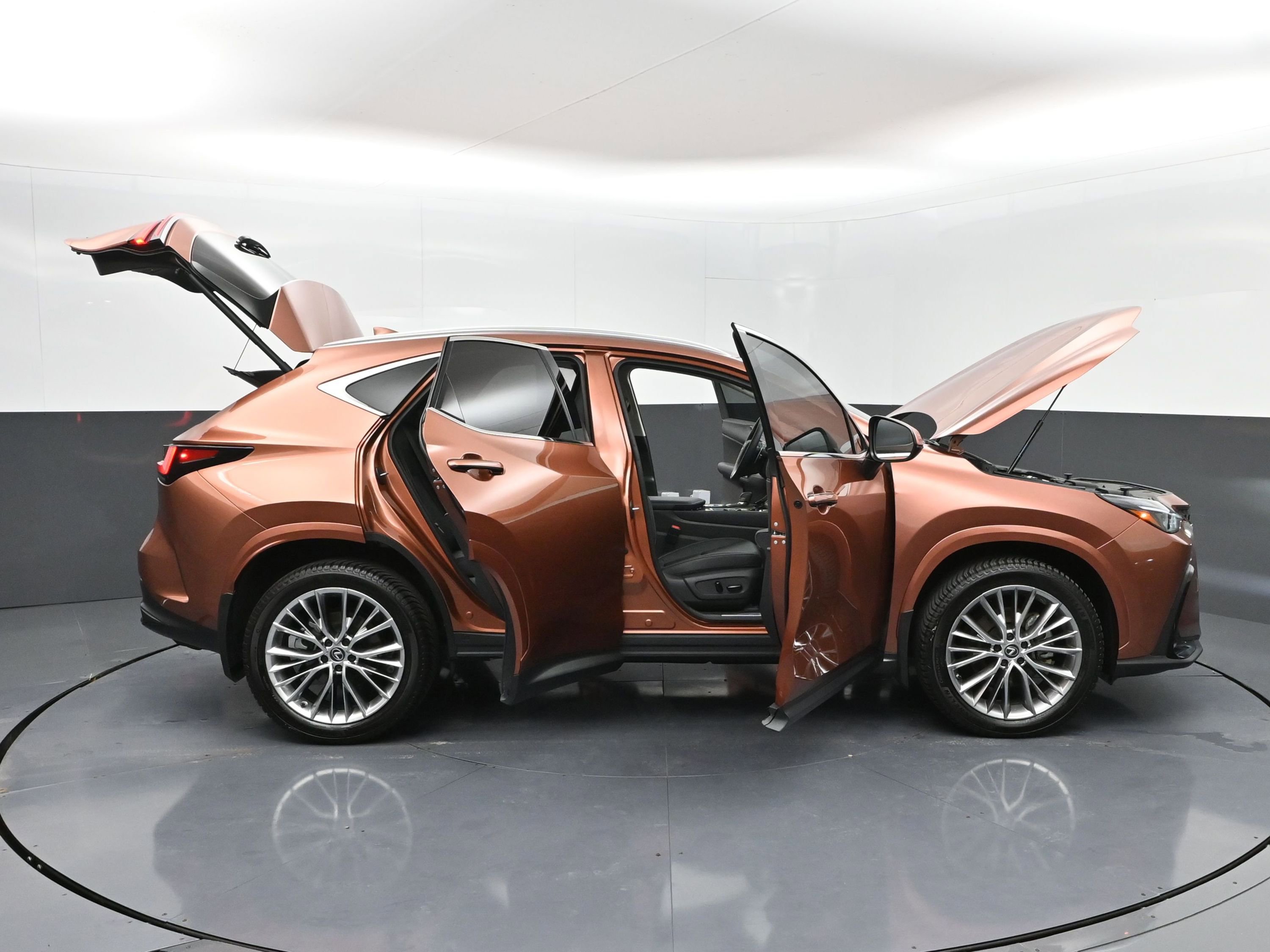 Used 2025 Lexus NX 350h AWD w/ Cold Area Package image 55