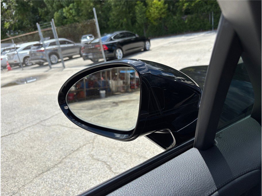 Used 2017 Porsche Panamera 4S image 18