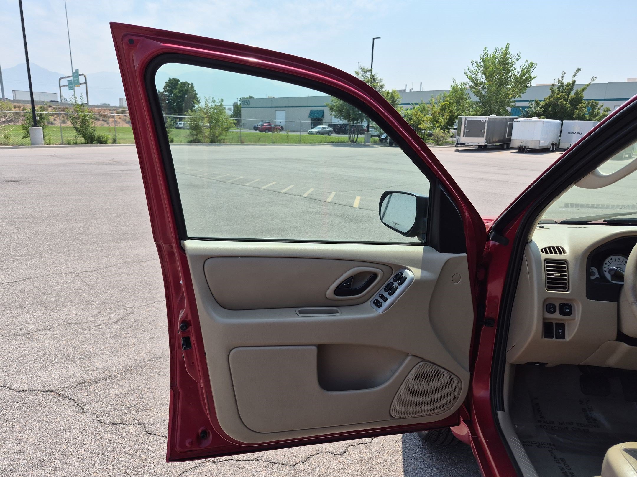 Used 2007 Ford Escape Limited AWD/4WD image 12